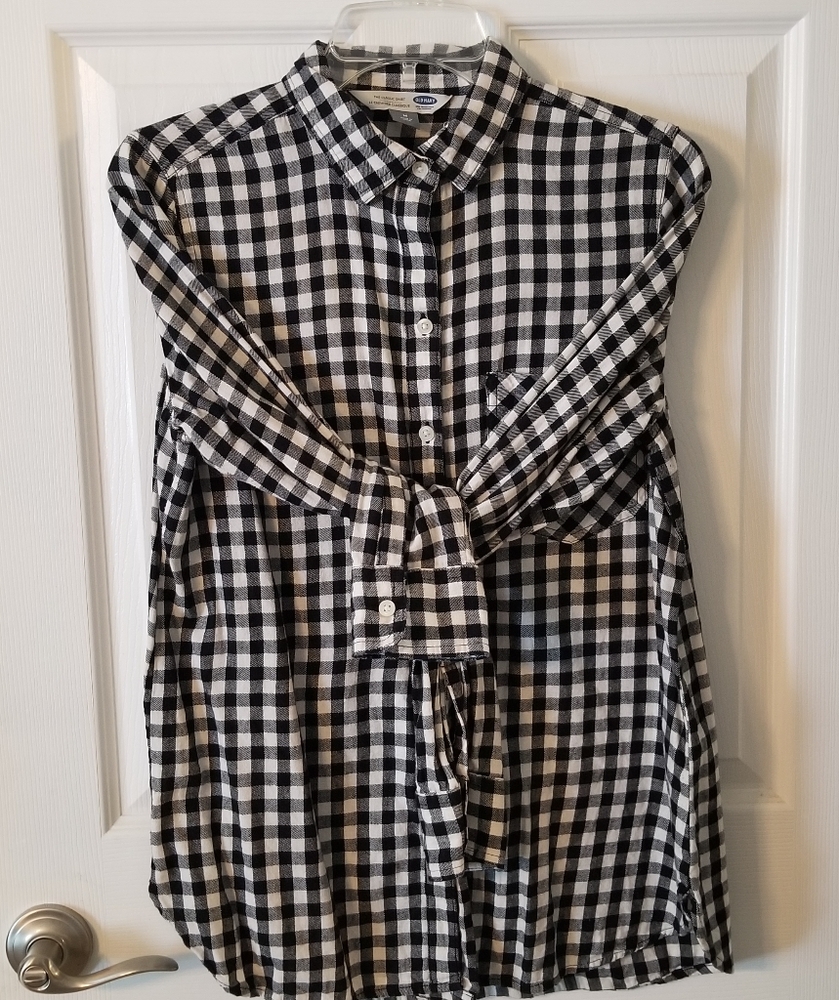Old Navy plaid shirt